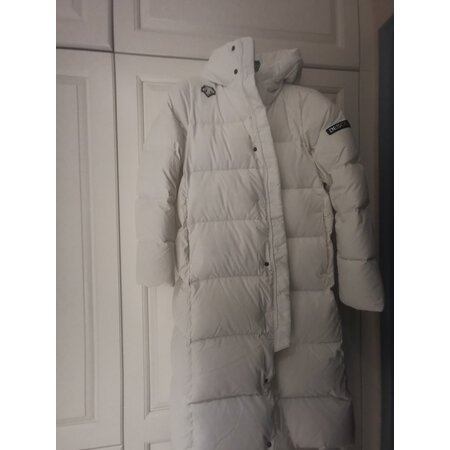 全新体验迪桑特（DESCENTE）运动羽绒服可以买不，入手曝光评测