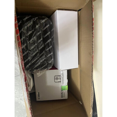 网友曝光佳能eos m200和g7x2区别有吗？哪个好一些？老司机揭秘测评