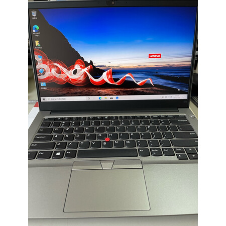 大伙点评使用联想thinkpad e14和e15有没有区别？哪款更好？一个月揭秘质量好吗