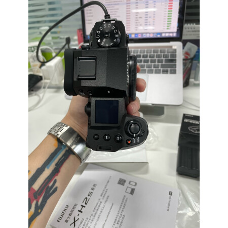 业界良心富士xh2s与xh2比较哪款好用点_http://www.meifudie.com_好物_第5张