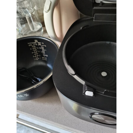 一起感受美的FB40S701和美的WFS4037有什么区别？哪款好？质量口碑行不行
