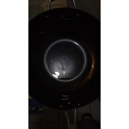 行业人剖析爱仕达cf32z2q和cf32z1wg哪款好些？有何区别？一个月的剖析反馈