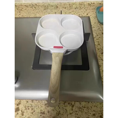 优缺点吐槽佰好佳早餐锅煎鸡蛋汉堡锅平底不粘锅真实反馈如何，值不值这个价格