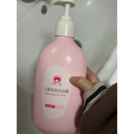 用户分析红色小象牛油果保湿润肤乳500ml感受如何，优缺点要了解