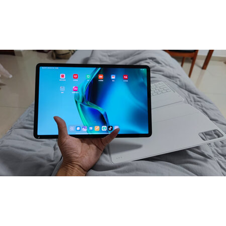 反馈曝光小米平板5pro 12.4和荣耀v8pro区别如何？哪款好？揭开迷人面纱