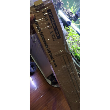 过来人评测俪鱼鱼缸LED支架灯 H80830W 水草灯是不是真的好呢，想知道到底坑不坑，