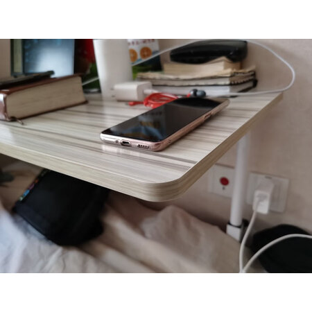 过来人解密倍方倍方懒人超大床边电脑桌是否还行，哪个用过的来说说