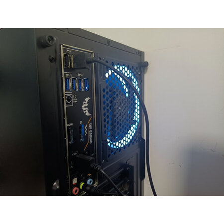 行业人点评鑫谷光翼GE-12冰蓝双光圈是真的很优质吗，看看很有必要啦