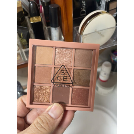 请问曝光3CE#OVERTAKE橘棕盘划算不划算，看了就知道了