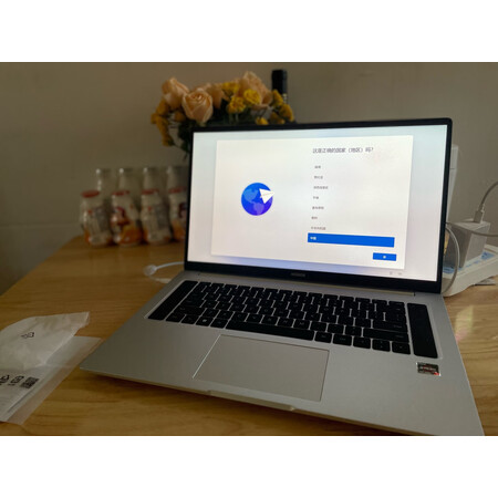 内幕吐槽荣耀MagicBook 14 15锐龙版笔记本谁用过没有呢？感觉真的不行吗！