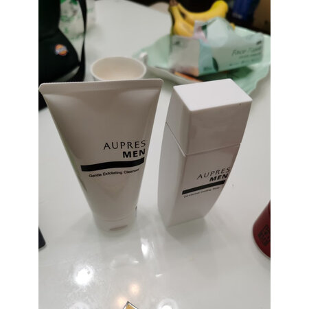 用户评测欧珀莱爽肤水使用后感受怎样？可以入手吗！
