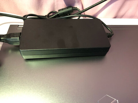 机械革命z3pro和x8pro哪个好些，区别很大吗如何选!