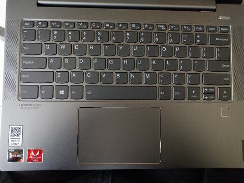 对比联想thinkpadp15v和y7000哪个好啊,对比都有些什么区别