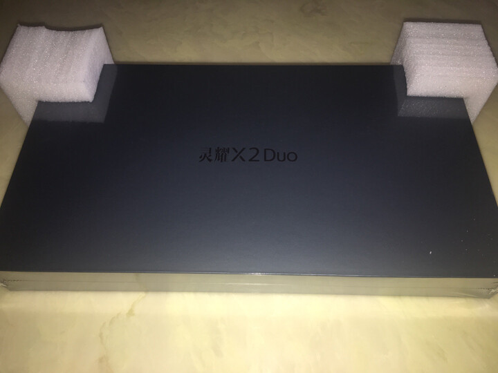 请问华硕灵耀x2pro和雷蛇哪个好？比较有区别吗？