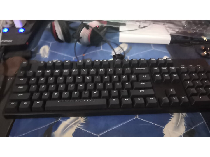 详解ikbc c104和r300哪个好？评价区别是什么？