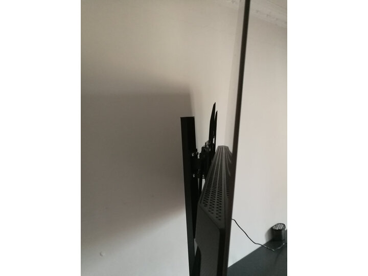 请问创维55r8u和55s8a有区别吗？对比哪个好？