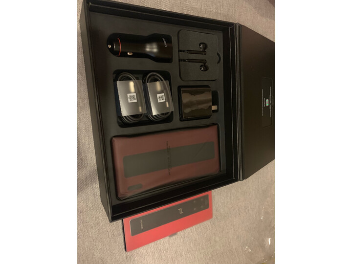 华为 HUAWEI Mate 30 RS 保时捷设计麒麟990芯片全网通手机怎样【真实评测揭秘】入手揭秘真相究竟怎么样呢？ 首页推荐 第4张
