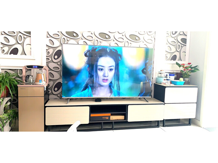 对比tcl65l2和65v2哪个好？测评有什么区别