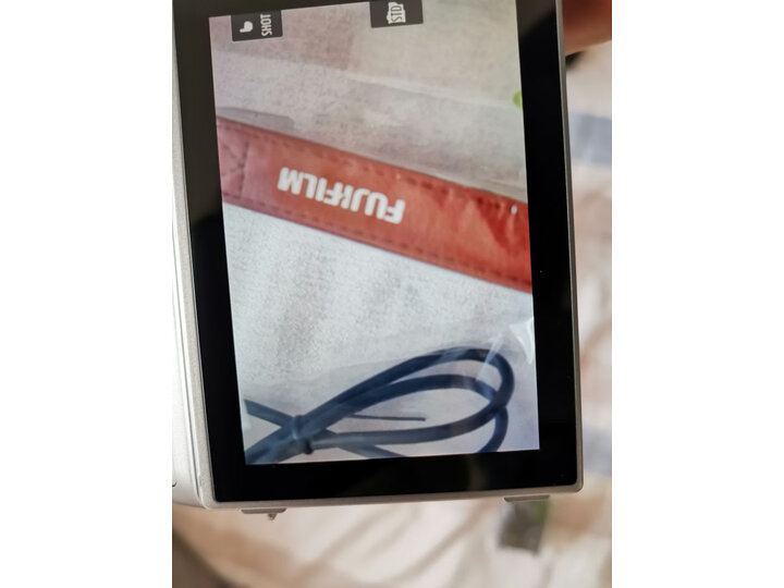 测评富士xa5和佳能m6哪个好？曝光有什么区别？