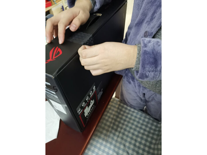 盘点rog**神3plus跟外星人m17谁更好？讨论区别哪个好？