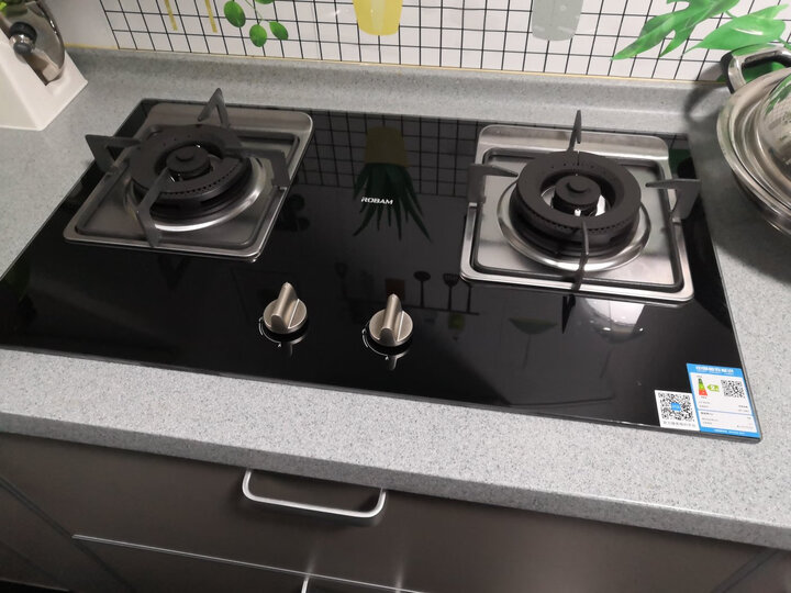 良心点评老板33B7T燃气灶怎么样呢？深度揭秘剖析