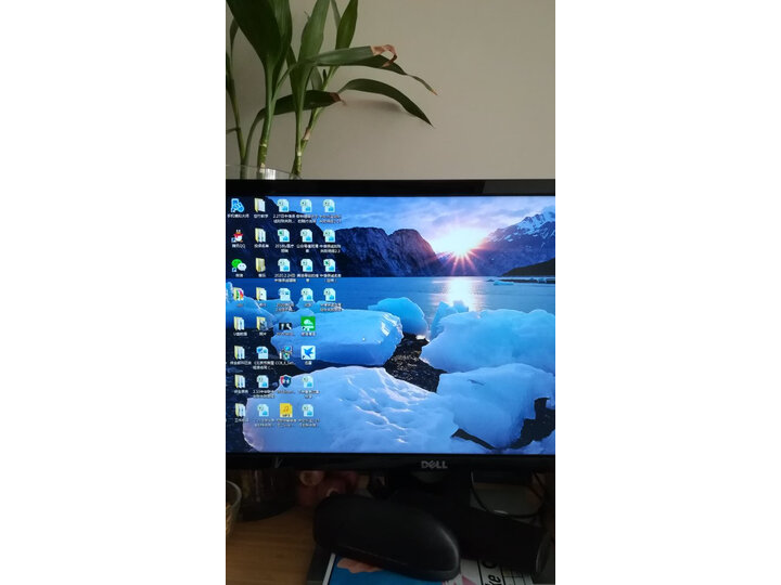 评测戴尔se2216hv与2218有什么区别呢？入手哪个好？