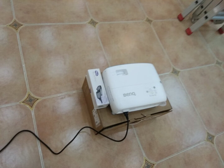 曝光明基tk800m和爱普生tw7000有没有区别？使用哪个好？