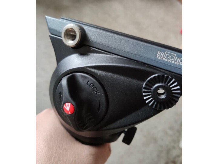 比拼曼富图mvh502ah和mvh500ah哪个好？反馈有何区别？