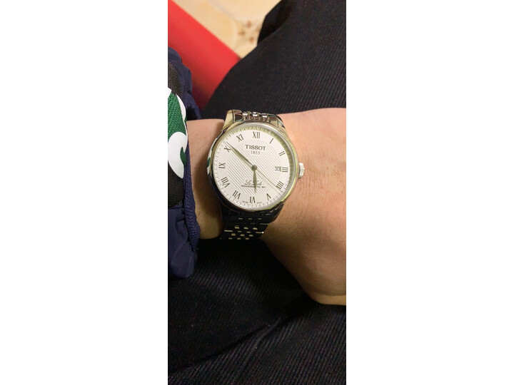 天梭(TISSOT)瑞士手表 力洛克系列钢带机械男士手表T006.407.11.033.00 比较测评怎么样？？内幕评测，有图有真相 首页推荐 第9张