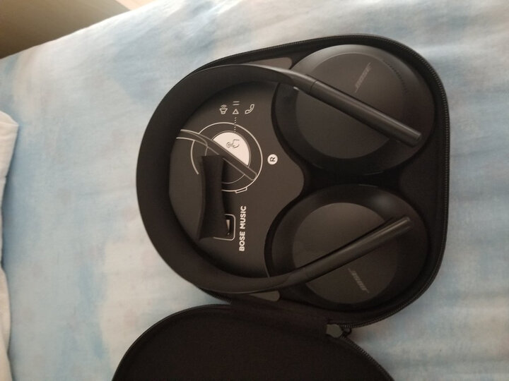剖析bose700和b&amp;oh9i有区别没有？比拼哪个好？