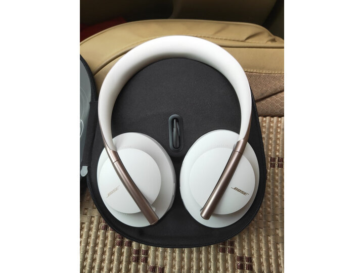 剖析bose700和b&amp;oh9i有区别没有？比拼哪个好？