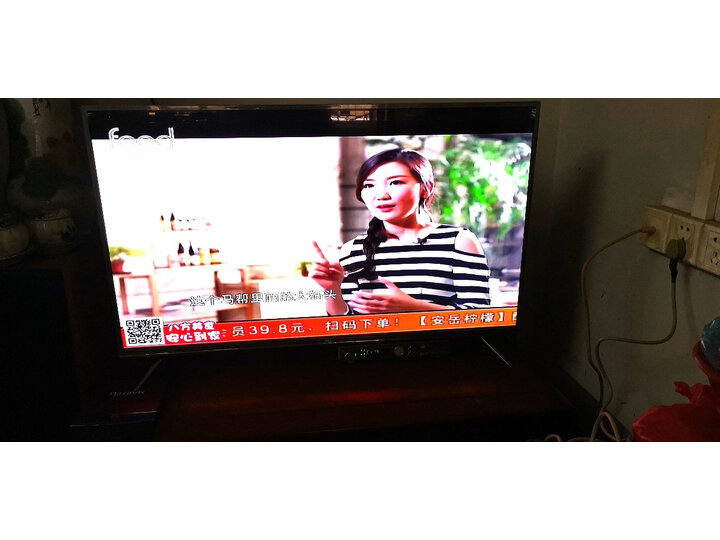 请问tcl43v2对比小米电视4S哪个好？对比区别是什么