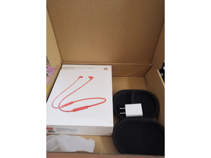 华为 HUAWEI FreeLace 无线耳机怎么样？上档次吗，亲身体验诉说感受 首页推荐 第5张