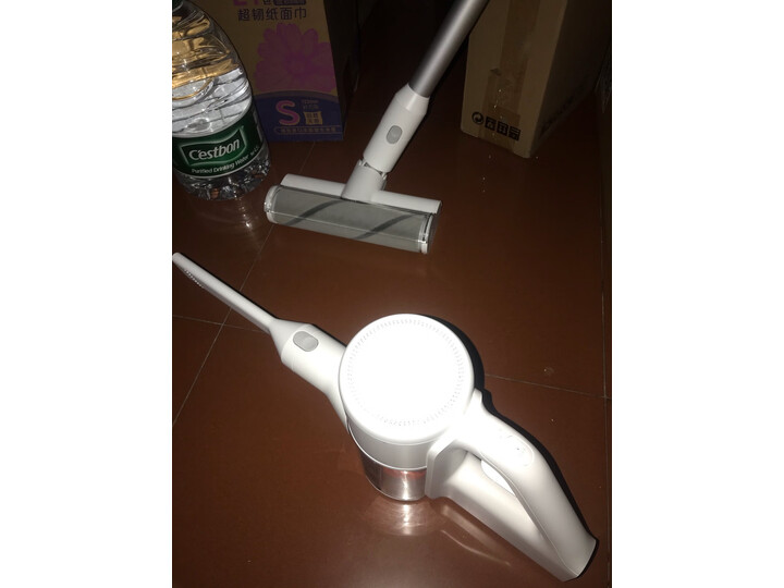 米家 米家手持无线吸尘器1CSCWXCQ02ZHM怎么样？入手使用感受评测，买前必看 首页推荐 第6张
