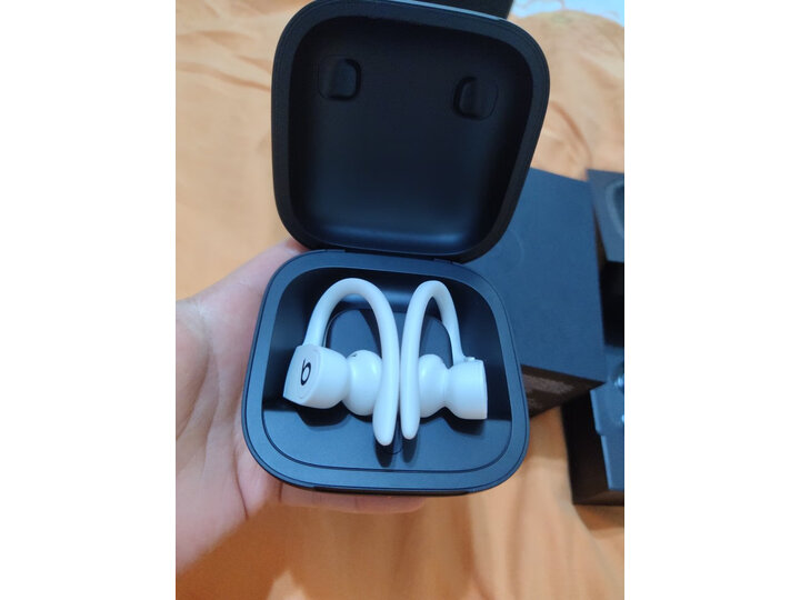 评价beats powerbeats pro和airpods pro有什么区别？感受哪个好？