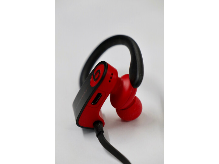 爆料beatspowerbeats3和beats x有什么区别？剖析哪个好？