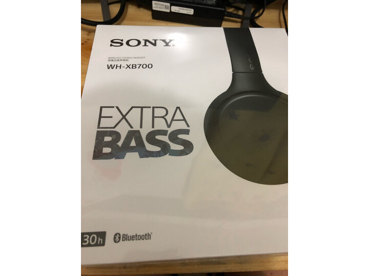 对比索尼whh800和beats solo3功能有什么区别？分析哪个好？