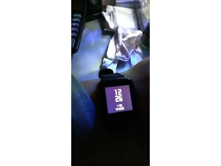 使用点评amazfit米动手表青春版和lite区别哪个好？感受区别有没