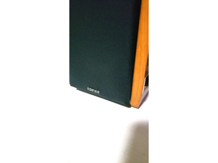请问漫步者r1000bt和r1200tii哪个好？比较区别是什么