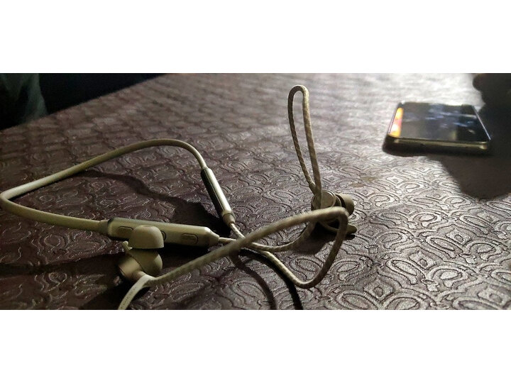 评价漫步者w300bt和w280bt区别是什么？感受哪个好？
