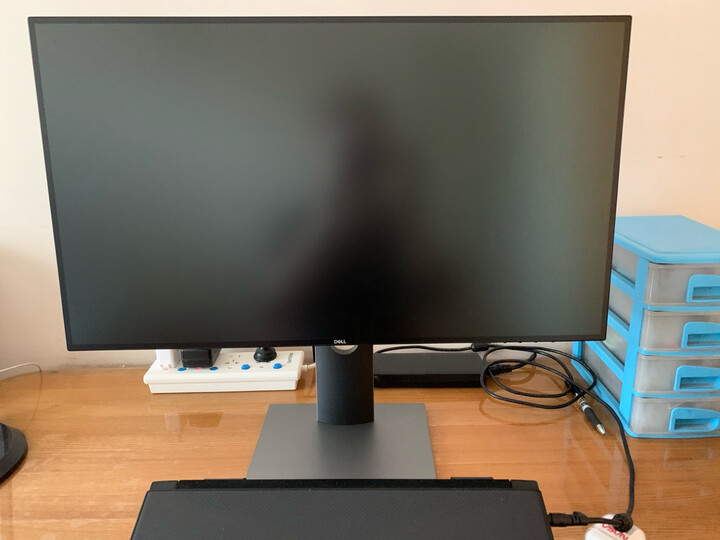 比较戴尔u2719ds和u2518dr哪个好？分享有啥区别？
