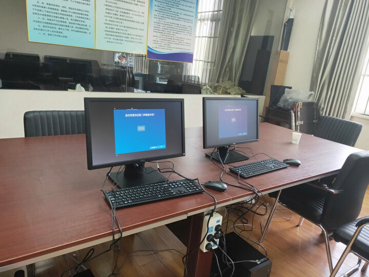 解析戴尔d2720ds和明基pd2500q区别怎么样？谈谈哪个好？