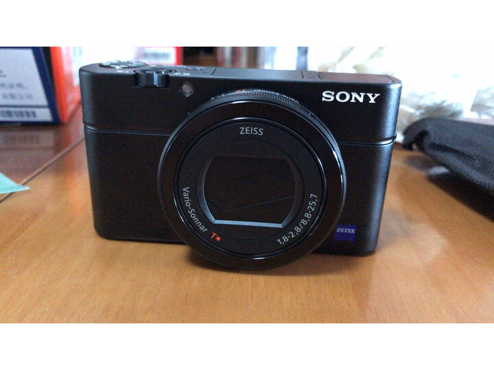 体验佳能g7x与索尼rx100m3配置有什么区别说说哪个好？