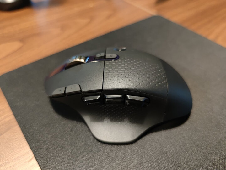 点评罗技g604和g502哪个好？剖析有啥区别？