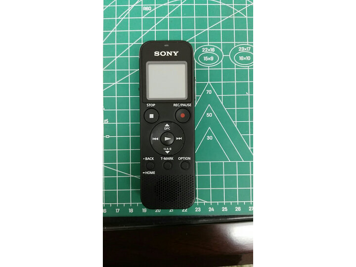 比拼索尼icd-ux560f和菲利普vtr8060哪个好？反馈有什么区别？
