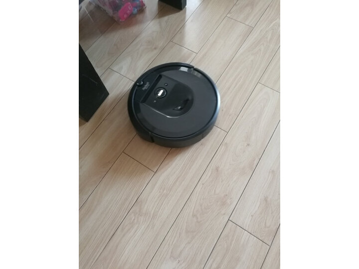iRobot i7+ 扫地机器人和自动集尘系统测评怎么样？？最新吐槽性能优缺点内幕 首页推荐 第8张