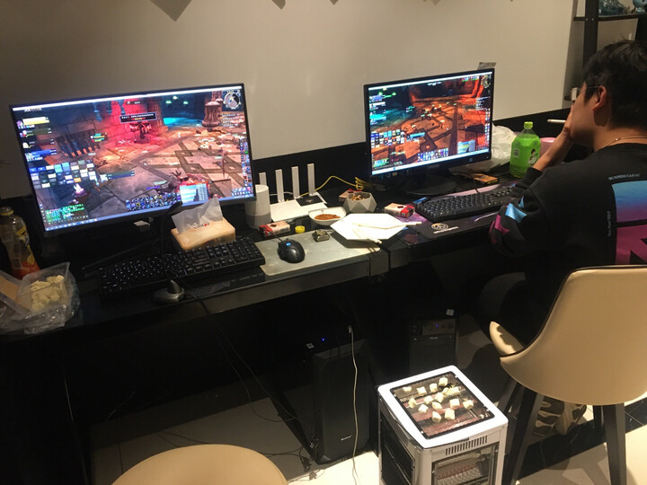 感受三星c27jg54qqc和c27hg70qqc哪个好？爆料区别大不大？
