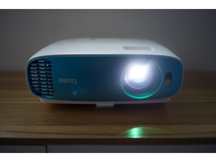 曝光明基tk800m和爱普生tw7000有没有区别？使用哪个好？