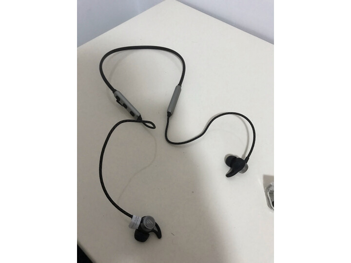 体验漫步者w300bt和w200bt区别大吗？说说哪个好？