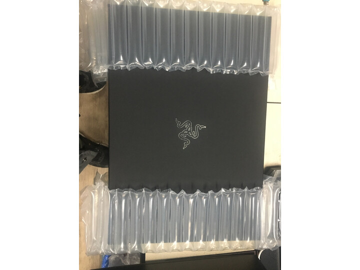 评测雷蛇灵刃15标准版和精英版区别哪个好？解析各个型号有什么区